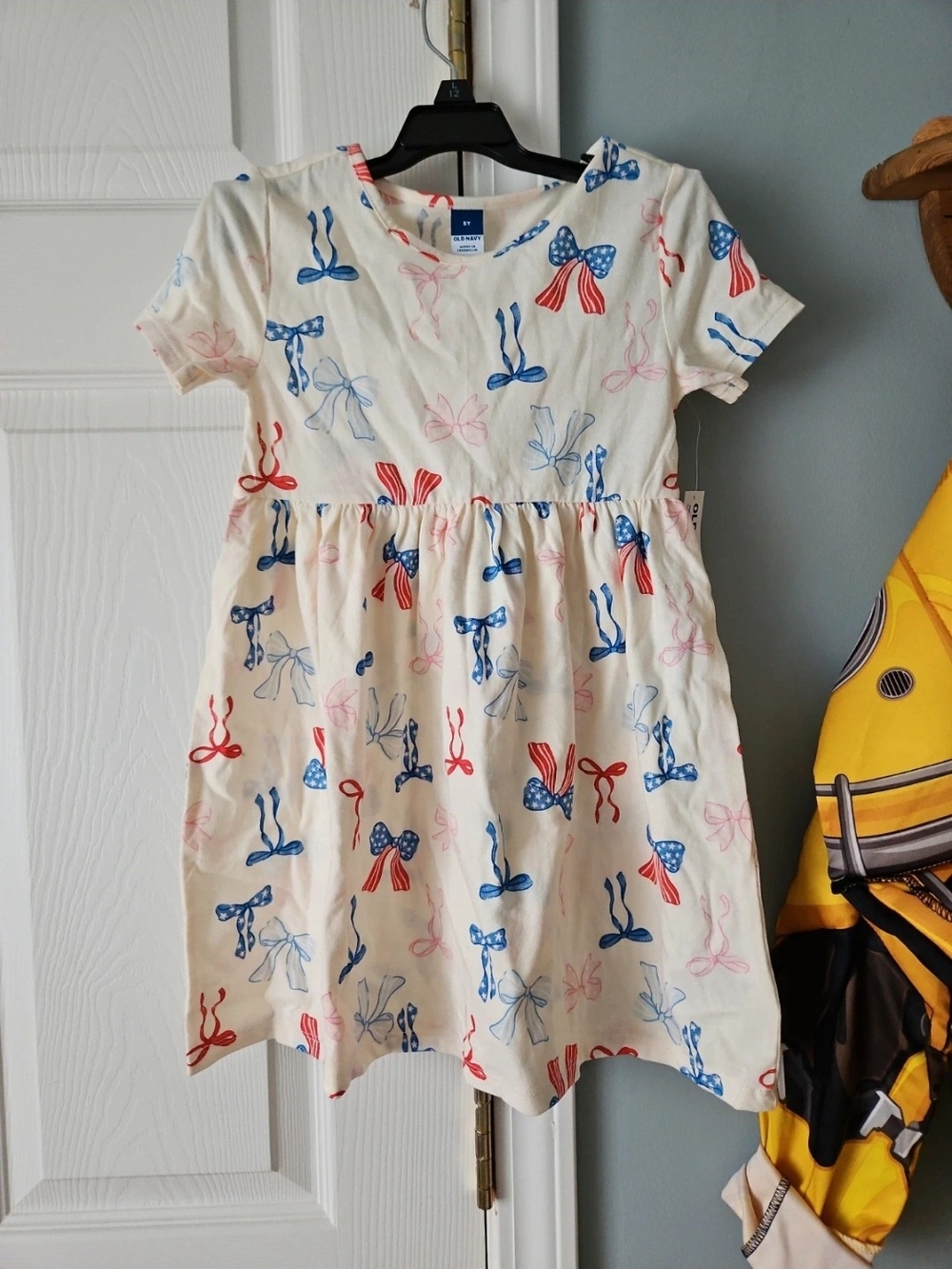Old Navy Cream Dress with Red, Blue & Pink Bow Print